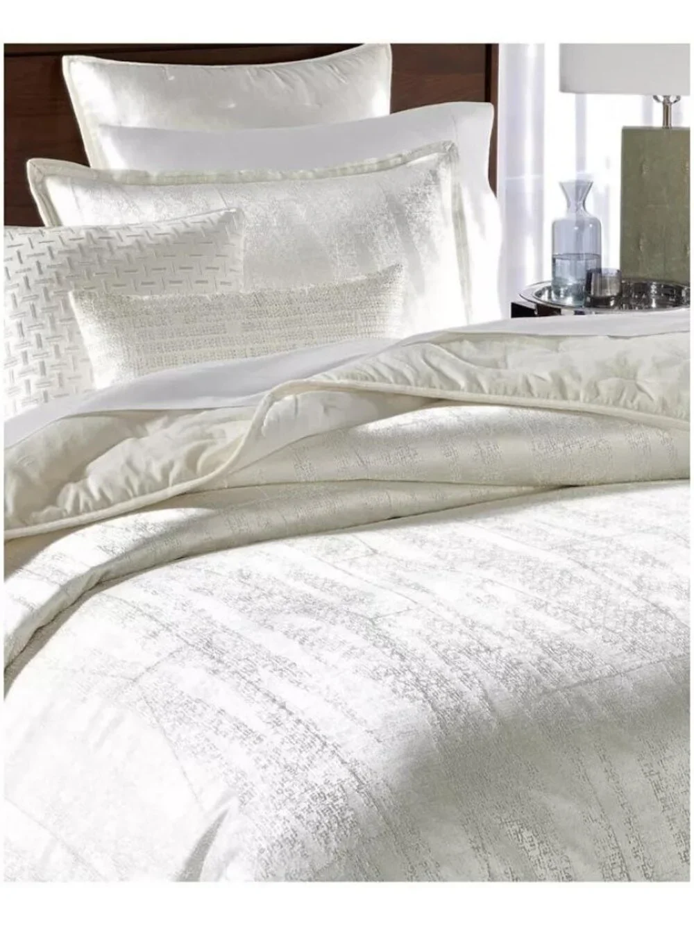 Hotel Collection Fractured Geo Duvet Cover Set Full / Queen White MSRP $445